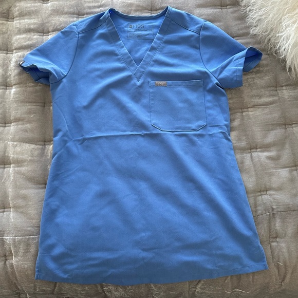 Figs Tops - Catarina - one pocket scrub top